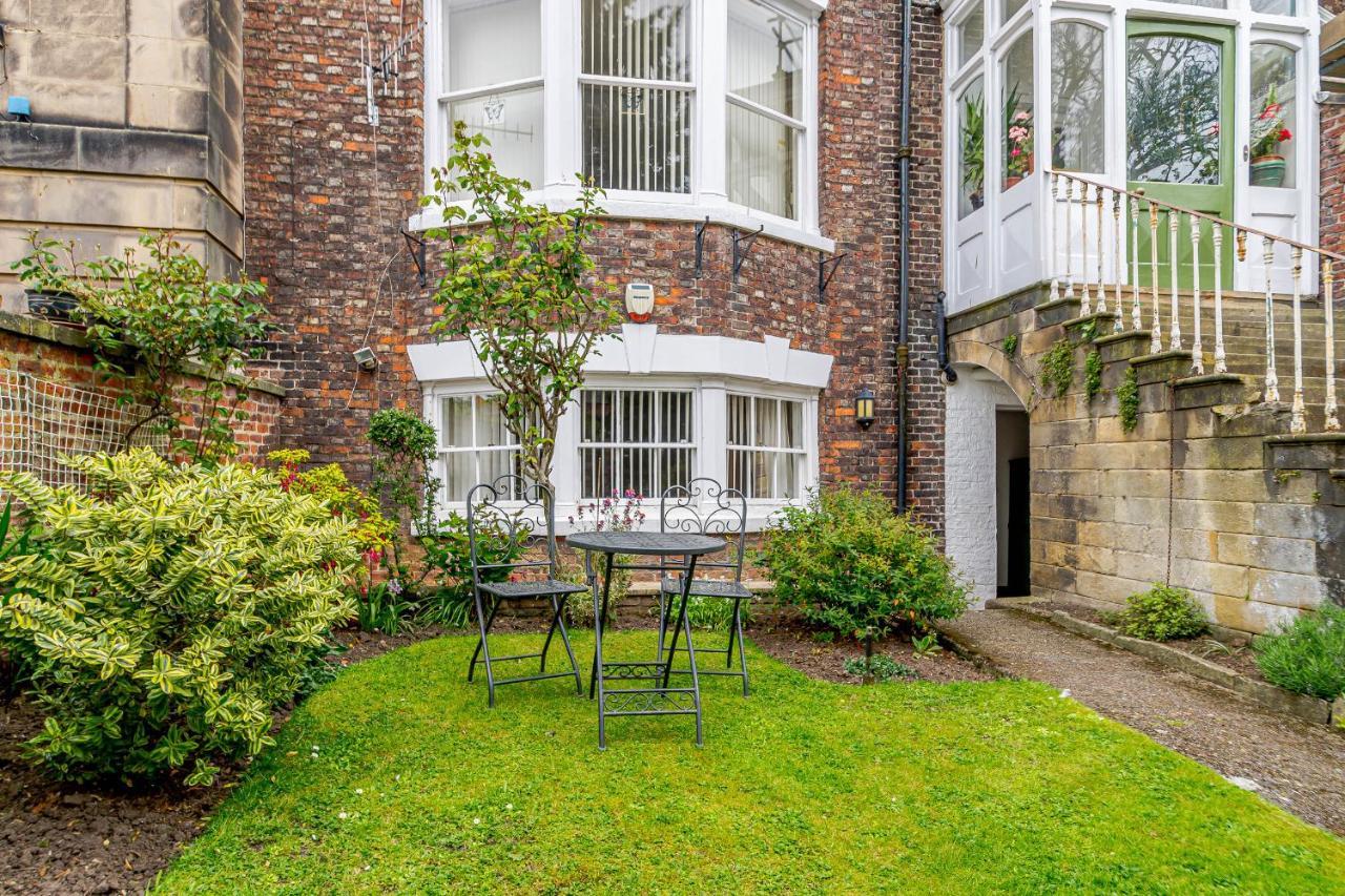 Apartamento The Bolthole Whitby Exterior foto